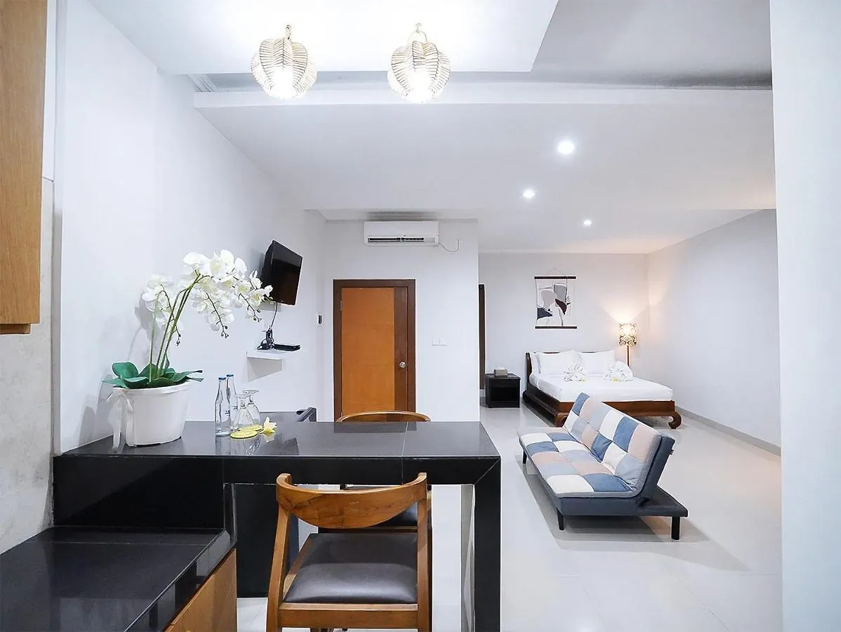 Bed and breakfast Amanlane Suite Seminyak Managed By Arm Hospitality