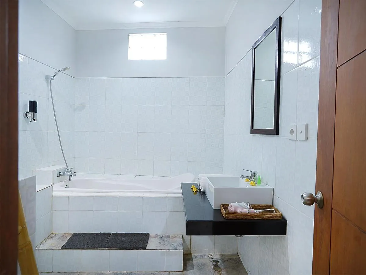 לינה וארוחת בוקר Amanlane Suite Seminyak Managed By Arm Hospitality
